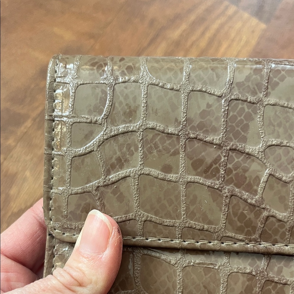 Like new Kenneth Cole Reaction Taupe Croc-Embossed Clutch - Picture 14 of 16